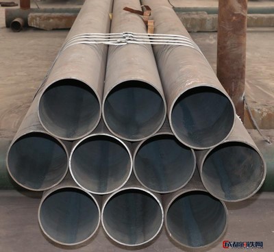 鋼管產(chǎn)品中心 卓越品質(zhì)，廣泛應(yīng)用的工業(yè)基石